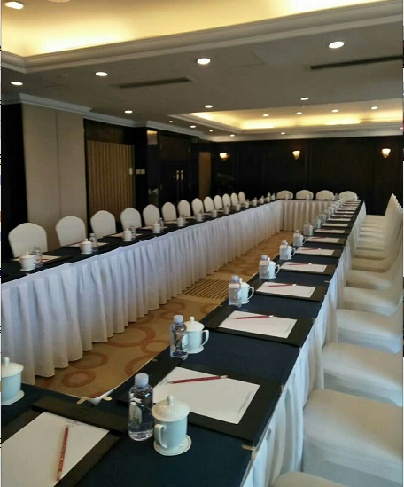 天怡豪生大酒店会议室