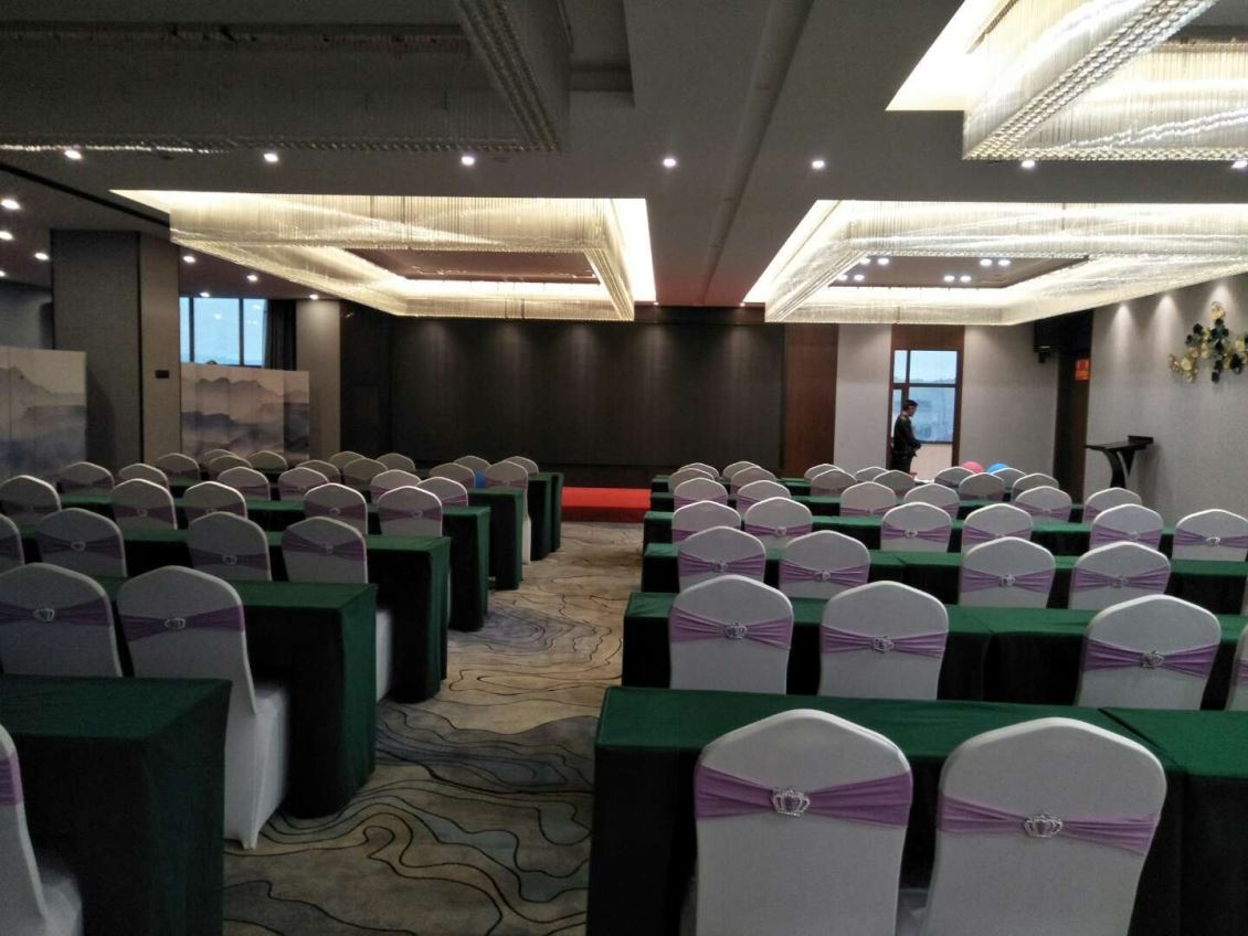 天柱维曼酒店多功能厅