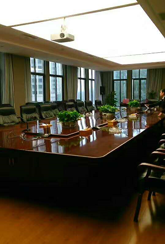 云城置业会议室